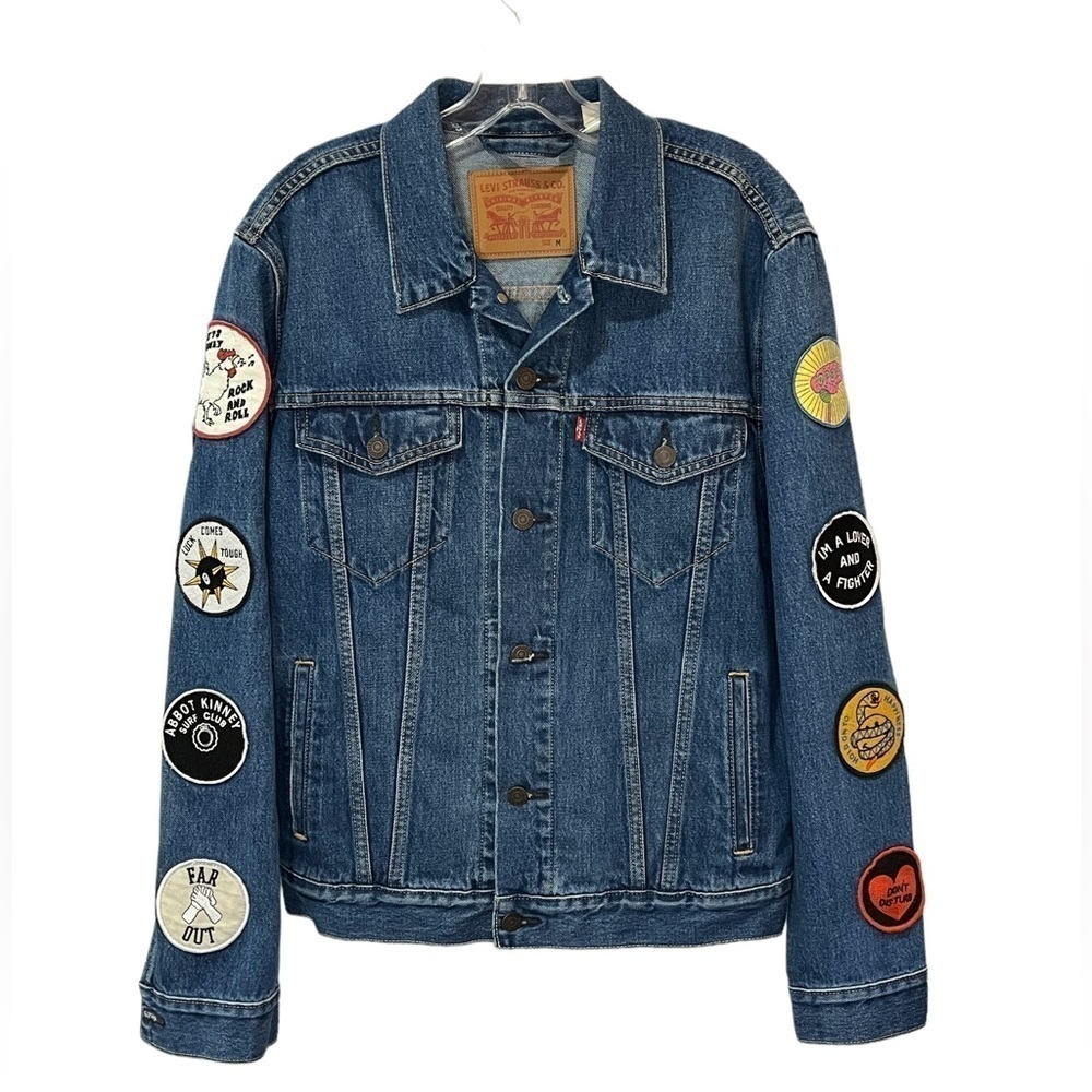 Levis Denim Jacket Jeans Adult  Patched Hippie Moto Size M Button Down